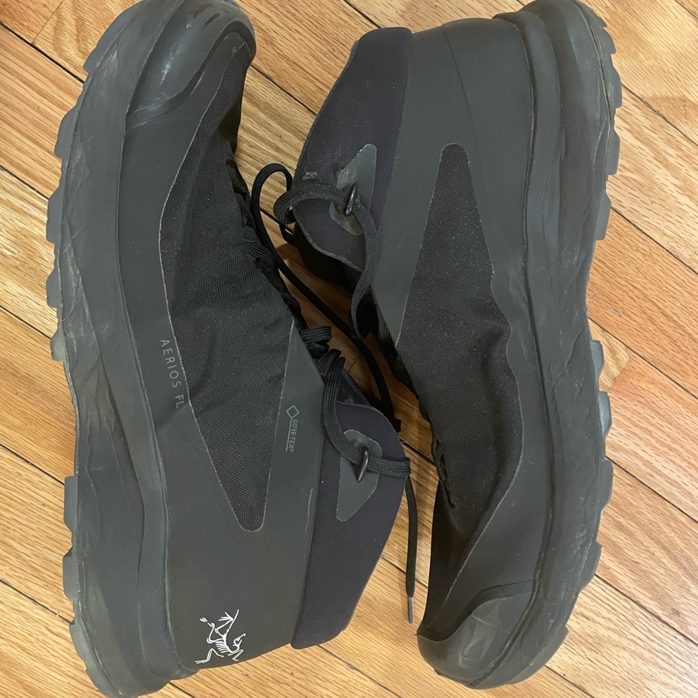 Arcteryx Arc’teryx Mens Aerios FL Gore Tex hiking shoes sneakers Size 10.5 Black